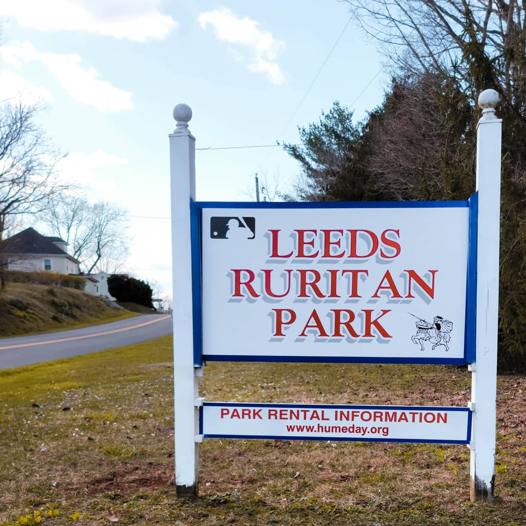 Leeds rutitan Contact